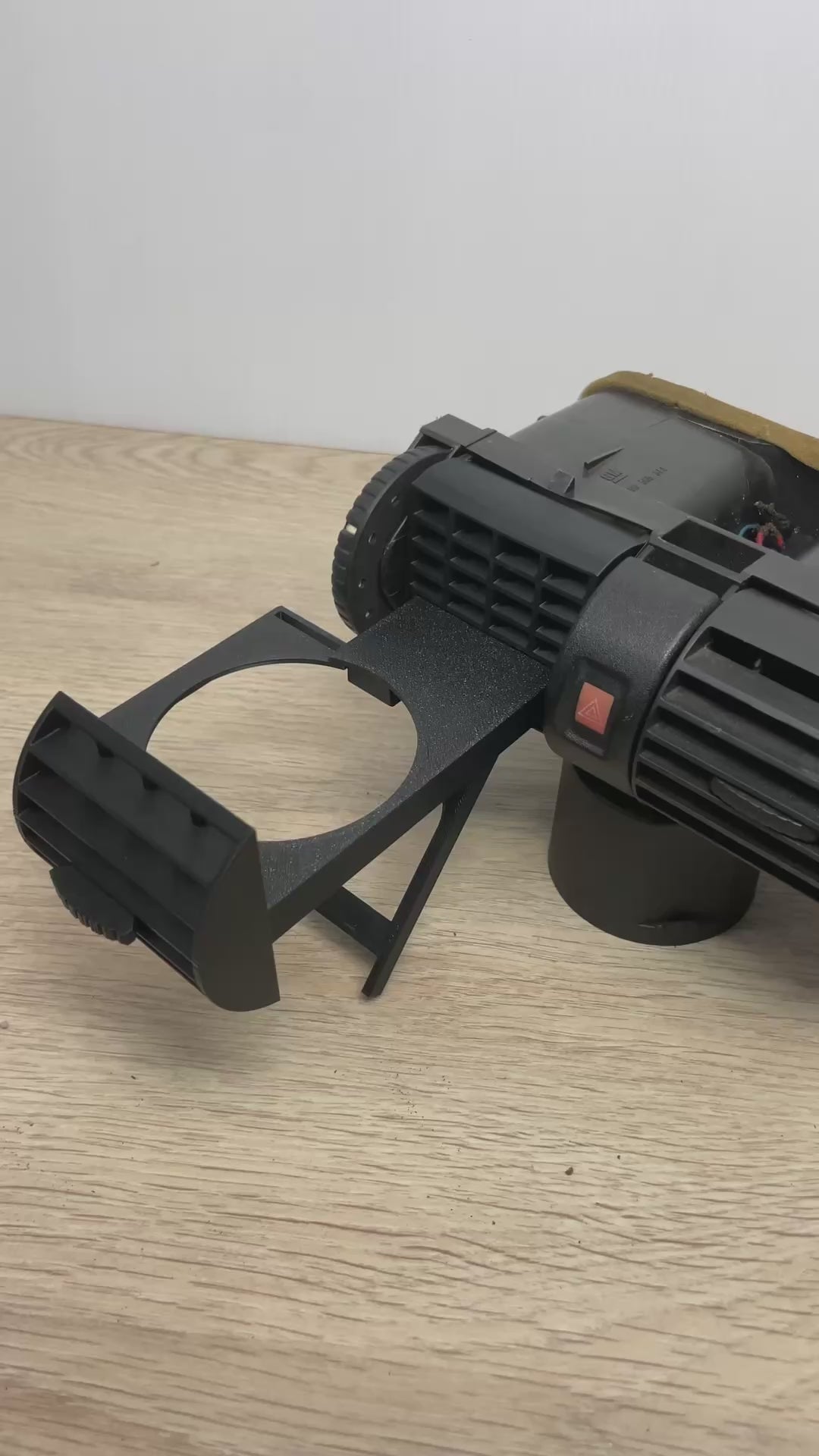 Cupholder Opel Astra G